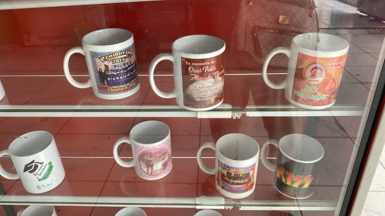 Impresión digital express 24 horas en Lima – tarjetas, flyers, brochures y diplomas