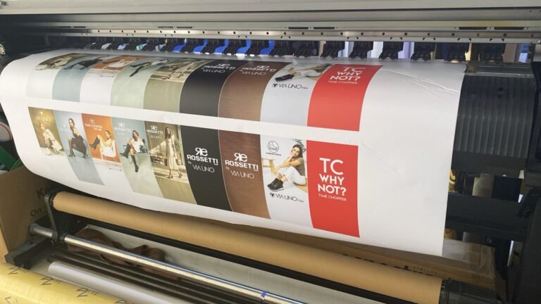 Producción gran formato — campaña Rossetti by Via Uno (cliente B2B real)